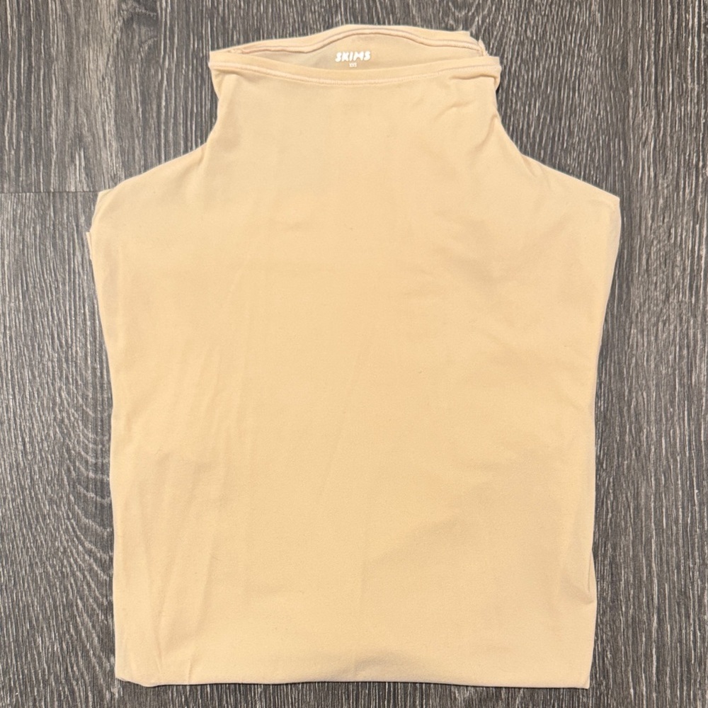 SKIMS Fits Everybody Turtleneck Top